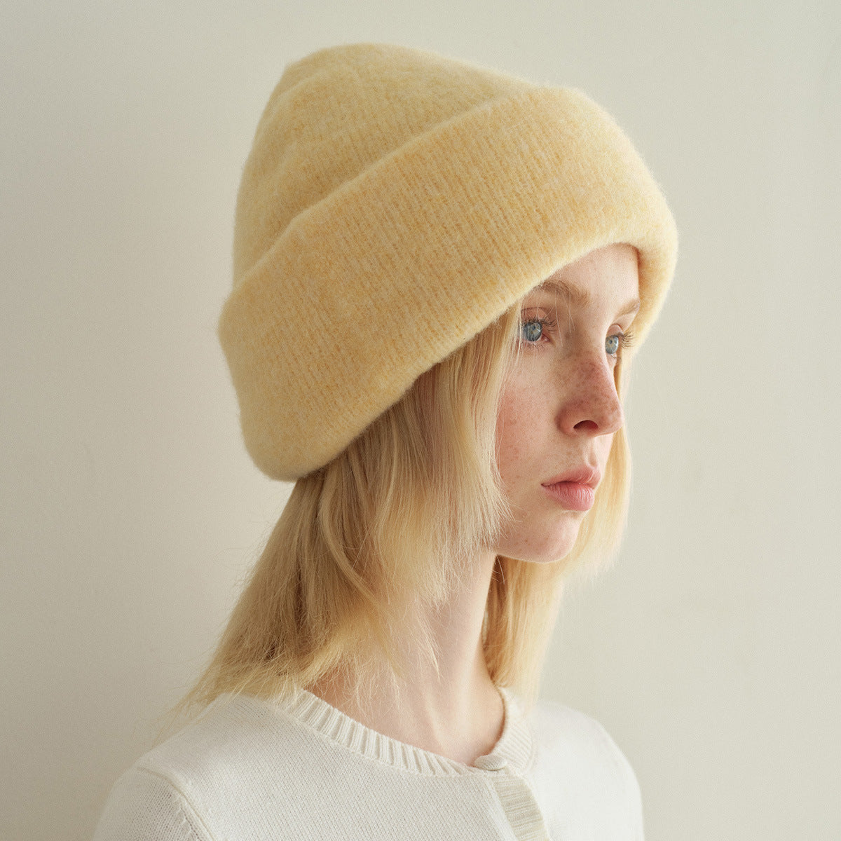 Andryka Women’s Wool Blend Beanie – Soft Knit, 9 x 11 in